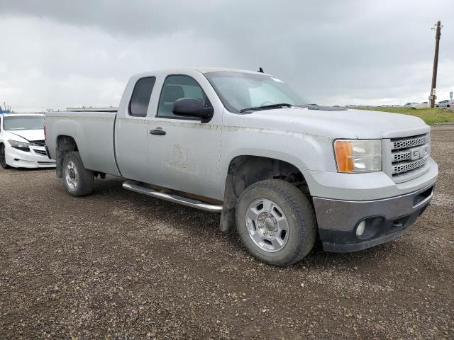 1GT523CG5CZ182255 - 2012 GMC SIERRA K3500 SLE SILVER photo 4