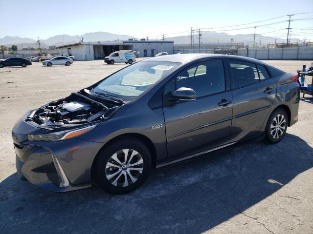 JTDKAMFP5N3215199 - 2022 TOYOTA PRIUS PRIM LE GRAY photo 1