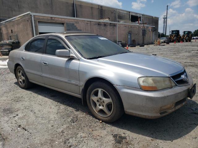 19UUA56722A027313 - 2002 ACURA 3.2TL SILVER photo 4