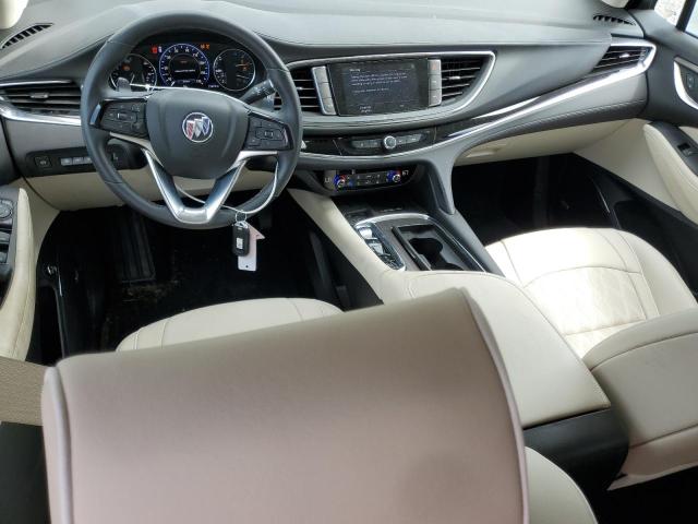 5GAERDKW5RJ127226 - 2024 BUICK ENCLAVE AVENIR WHITE photo 8