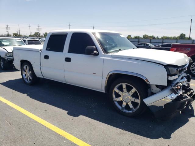 2GCEC13T361242660 - 2006 CHEVROLET SILVERADO C1500 WHITE photo 4