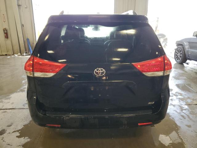 5TDYK3DC5CS197462 - 2012 TOYOTA SIENNA XLE BLACK photo 6