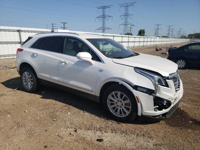 1GYKNARS0HZ280282 - 2017 CADILLAC XT5 WHITE photo 4