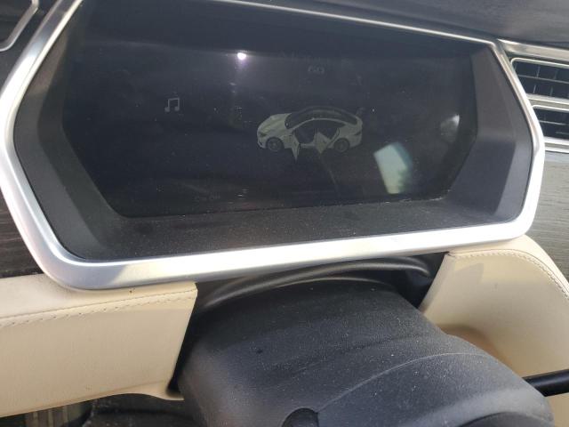 5YJSA1S1XEFP36633 - 2014 TESLA MODEL S 白色 照片 9