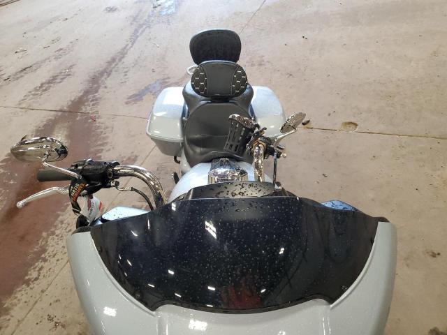 1HD1KHC14PB615374 - 2023 HARLEY-DAVIDSON FLTRX 银色 照片 5