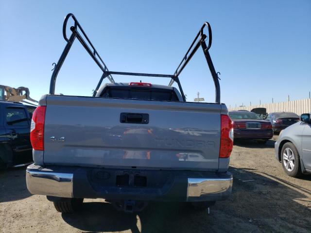 5TFUY5F19LX891599 - 2020 TOYOTA TUNDRA DOUBLE CAB SR/SR5 SILVER photo 6