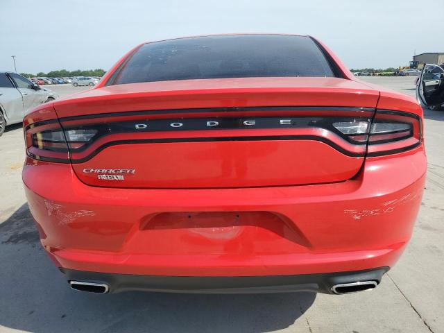 2C3CDXBG5HH503720 - 2017 DODGE CHARGER SE RED photo 6