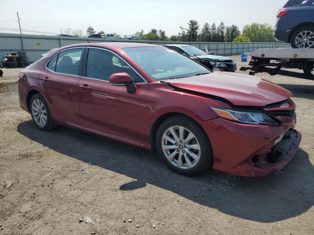 4T1B11HK3JU526100 - 2018 TOYOTA CAMRY L 红色 照片 4