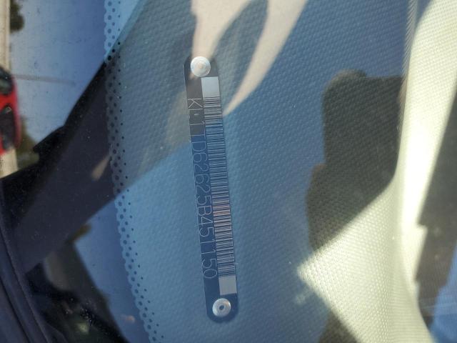 KL1TD62625B451150 - 2005 CHEVROLET AVEO BASE WHITE photo 13