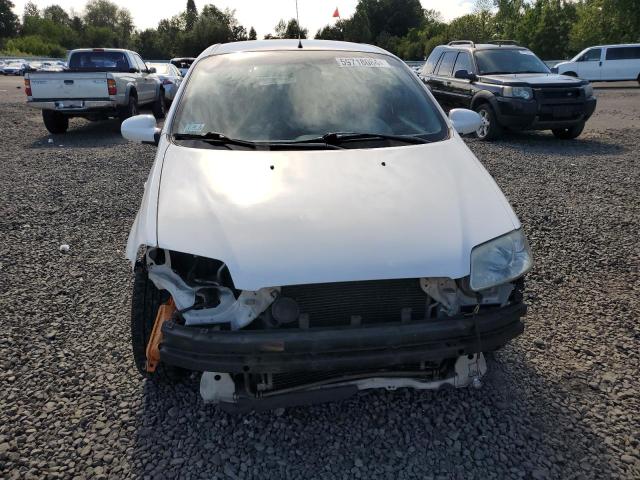 KL1TD62625B451150 - 2005 CHEVROLET AVEO BASE WHITE photo 5