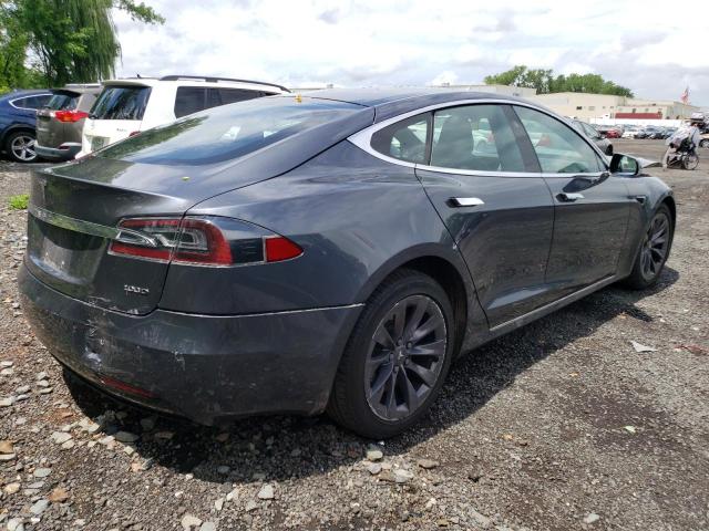 5YJSA1E24JF237244 - 2018 TESLA MODEL S Մոխրագույն լուսանկար 3