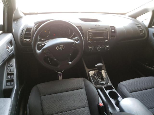 3KPFK4A73JE200077 - 2018 KIA FORTE LX GRAY photo 8