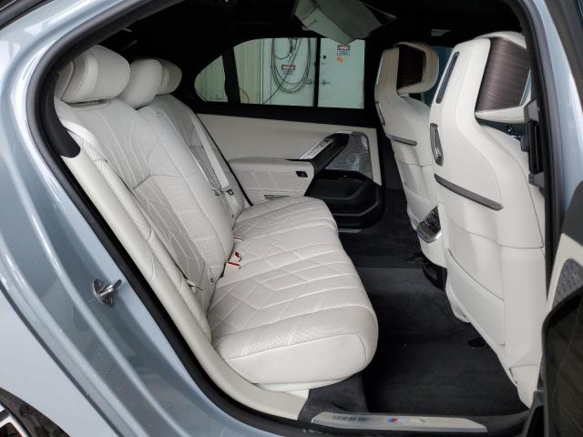 WBY53EJ04PCM31425 - 2023 BMW I7 XDRIVE60 SILVER photo 11