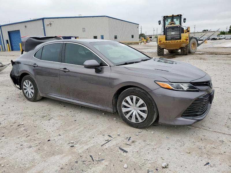 4T1B11HK5JU084498 - 2018 TOYOTA CAMRY L Szary zdjęcie 4
