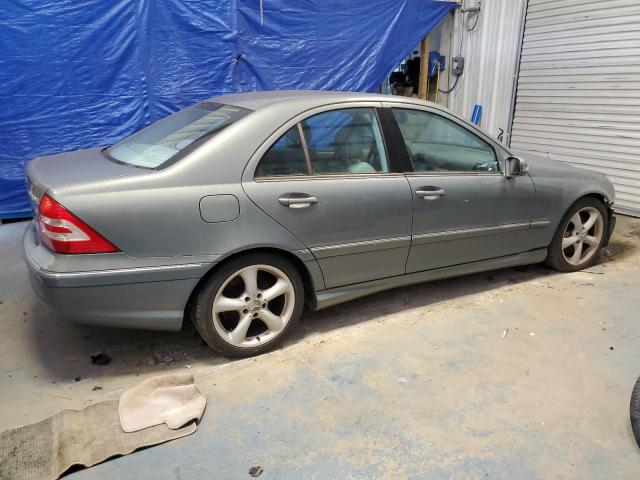 WDBRF40J35F710079 - 2005 MERCEDES-BENZ C 230K SPORT SEDAN GRAY photo 3