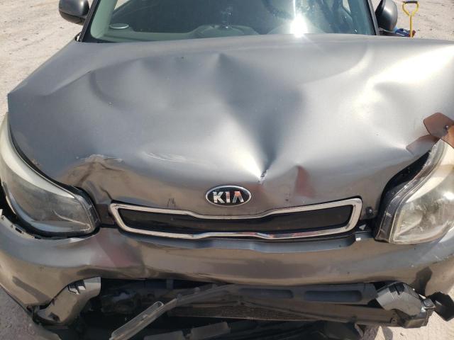 KNDJP3A52F7196969 - 2015 KIA SOUL + CHARCOAL photo 12