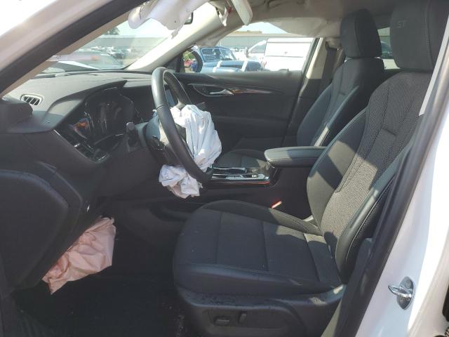 LRBFZMR41PD077846 - 2023 BUICK ENVISION PREFERRED თეთრი ფოტო 7