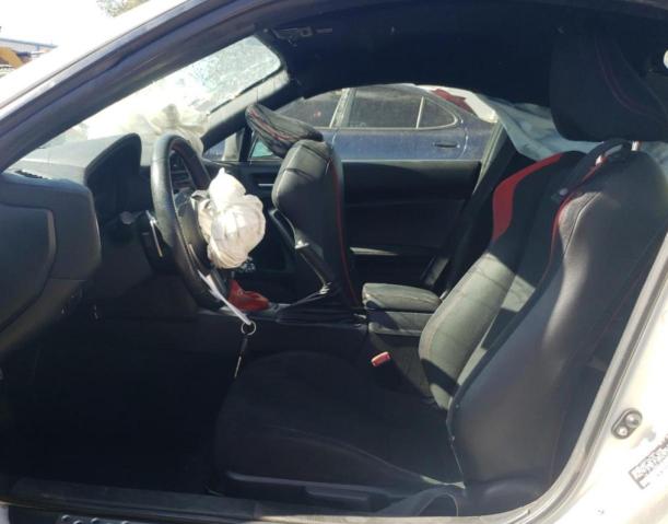 JF1ZNAA1XF8702557 - 2015 TOYOTA SCION FR-S 白色 照片 7