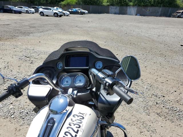 1HD1KHC15NB636912 - 2022 HARLEY-DAVIDSON FLTRX 白色 照片 5