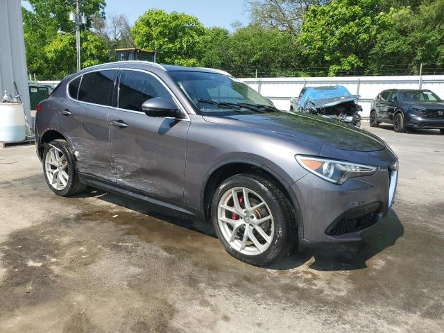 ZASPAKBNXK7C33451 - 2019 ALFA ROMEO STELVIO TI GRAY photo 4