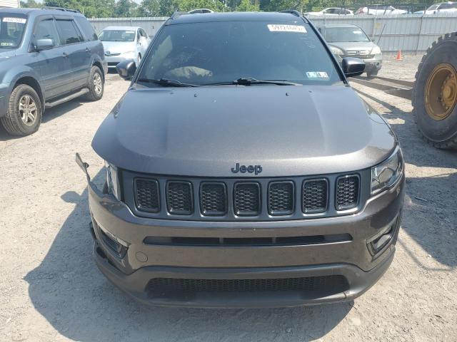 3C4NJDBB2MT593460 - 2021 JEEP COMPASS LATITUDE ნაცრისფერი ფოტო 5
