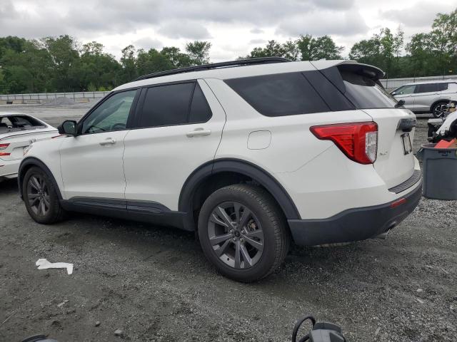 1FMSK7DH0MGB28355 - 2021 FORD EXPLORER XLT WHITE photo 2