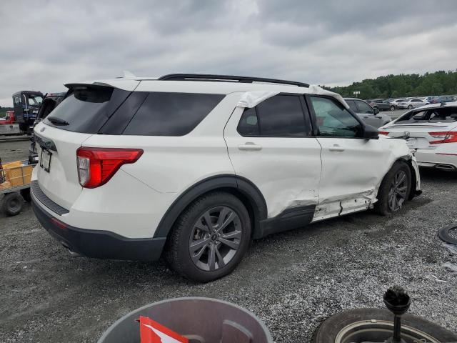 1FMSK7DH0MGB28355 - 2021 FORD EXPLORER XLT WHITE photo 3