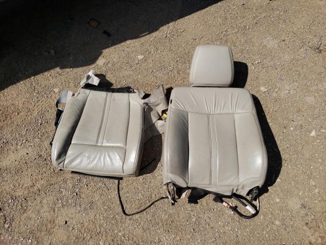 5LMJJ2JT2FEJ11711 - 2015 LINCOLN NAVIGATOR 银色 照片 12