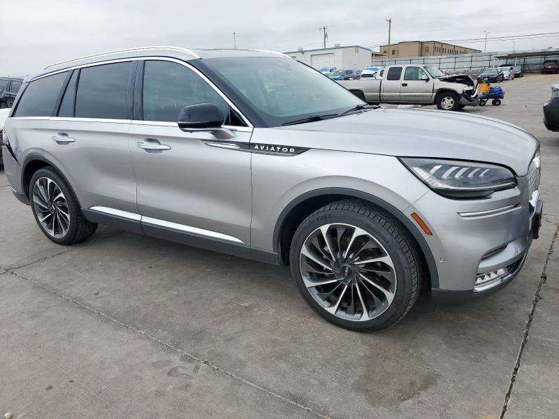 5LM5J7XC8MGL05957 - 2021 LINCOLN AVIATOR RESERVE SILVER photo 4
