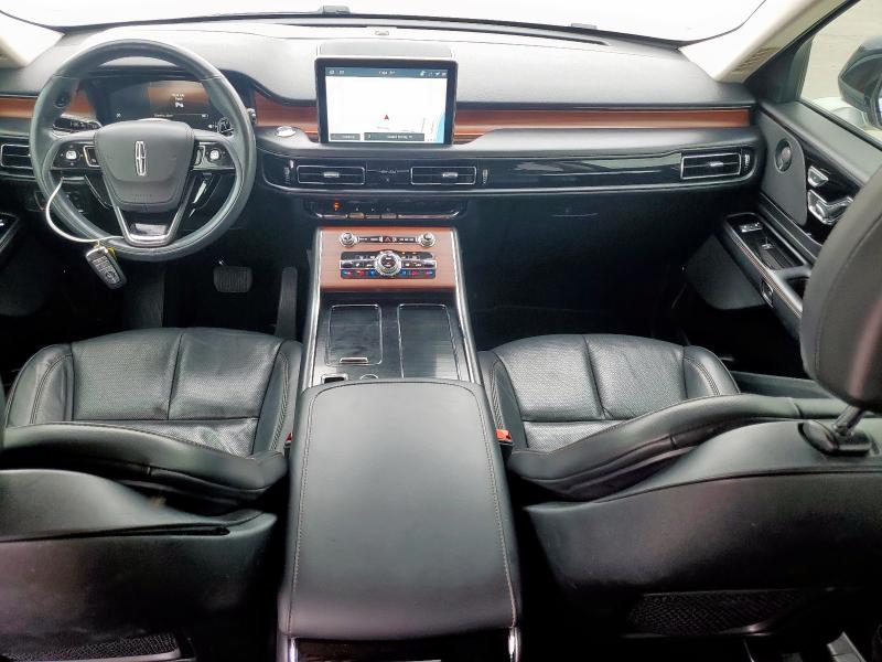 5LM5J7XC8MGL05957 - 2021 LINCOLN AVIATOR RESERVE SILVER photo 8