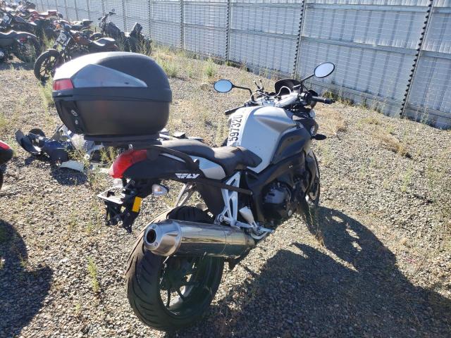 WB10594066ZN55519 - 2006 BMW K1200 R GRAY photo 4