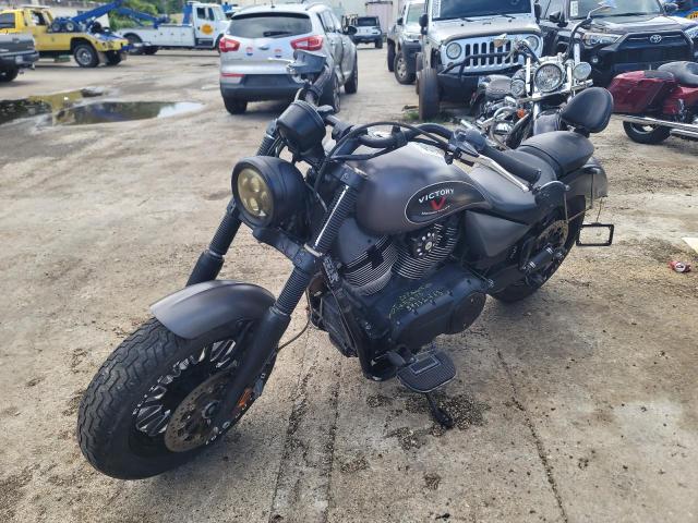 5VPLB36N8F3037429 - 2015 VICTORY MOTORCYCLES GUNNER Boz foto 2