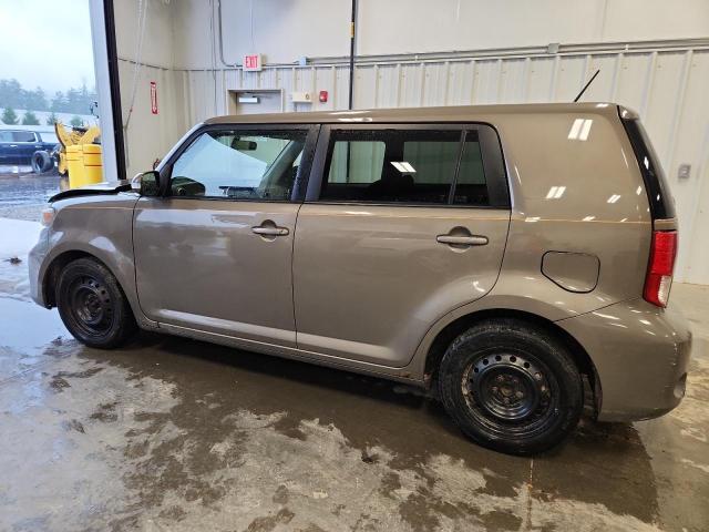 JTLZE4FE7DJ032421 - 2013 TOYOTA SCION XB BROWN photo 2