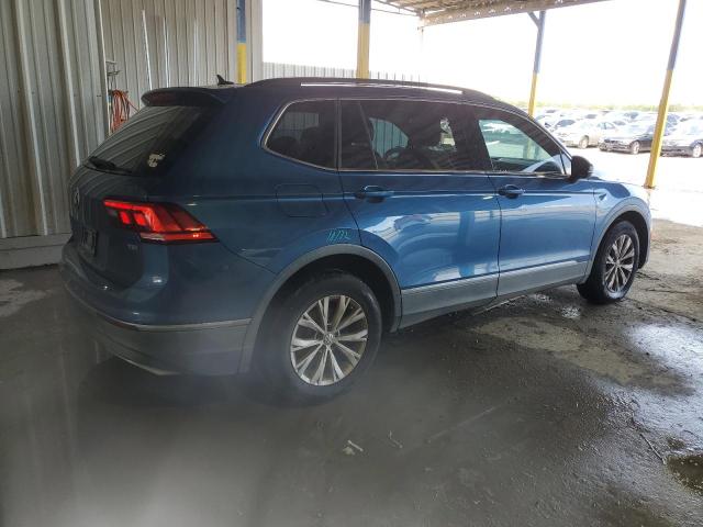 3VV3B7AX0JM006330 - 2018 VOLKSWAGEN TIGUAN SE BLUE photo 3