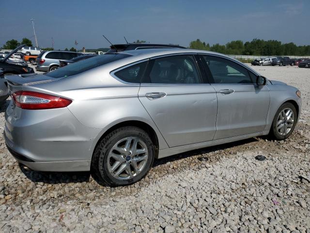 3FA6P0HDXGR206083 - 2016 FORD FUSION SE SILVER photo 3