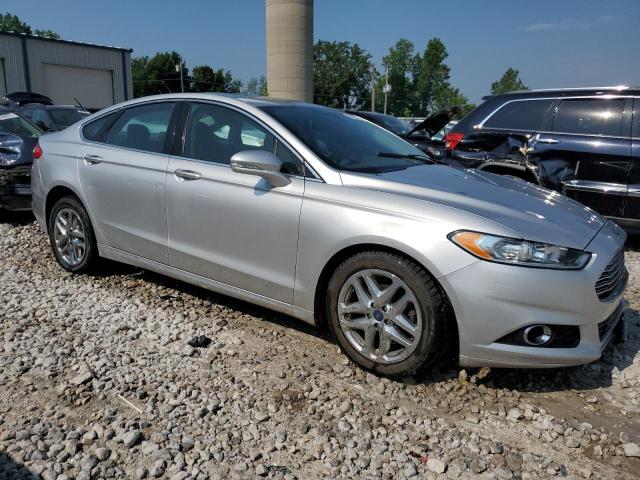 3FA6P0HDXGR206083 - 2016 FORD FUSION SE SILVER photo 4