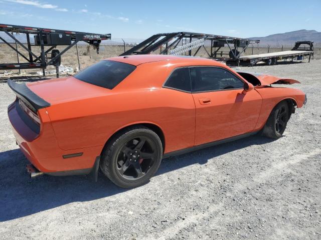 2B3LJ74W18H300981 - 2008 DODGE CHALLENGER SRT-8 ORANGE photo 3