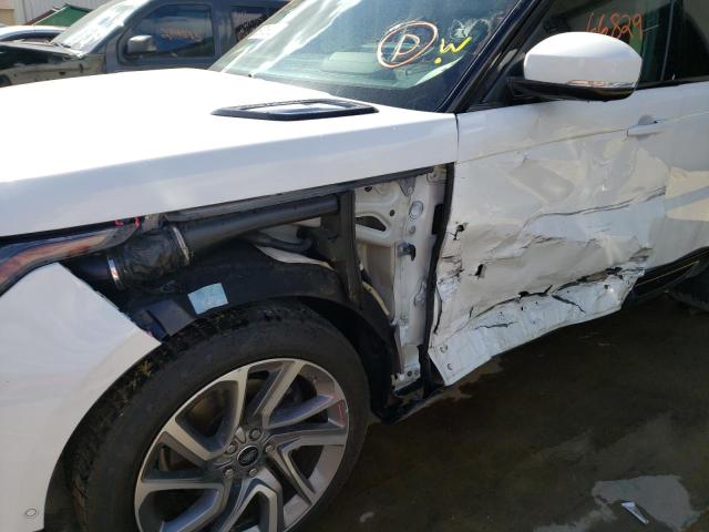 SALWR2RK9JA185735 - 2018 LAND ROVER RANGE ROVE HSE WHITE photo 9