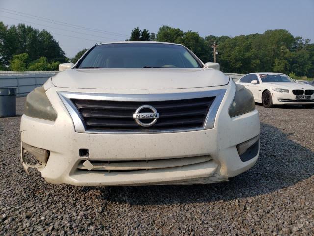 1N4AL3AP0DC270090 - 2013 NISSAN ALTIMA 2.5 WHITE photo 5