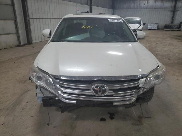 4T1BK3DB1BU435911 - 2011 TOYOTA AVALON BASE 白色 照片 5