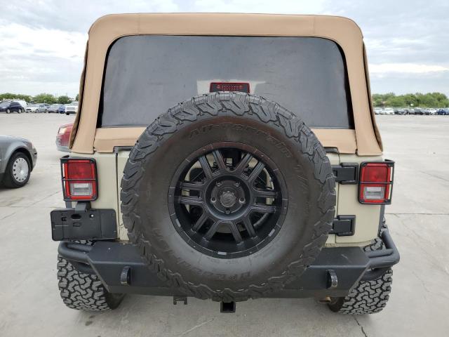 1C4BJWDG5JL836242 - 2018 JEEP WRANGLER U SPORT BEIGE photo 6