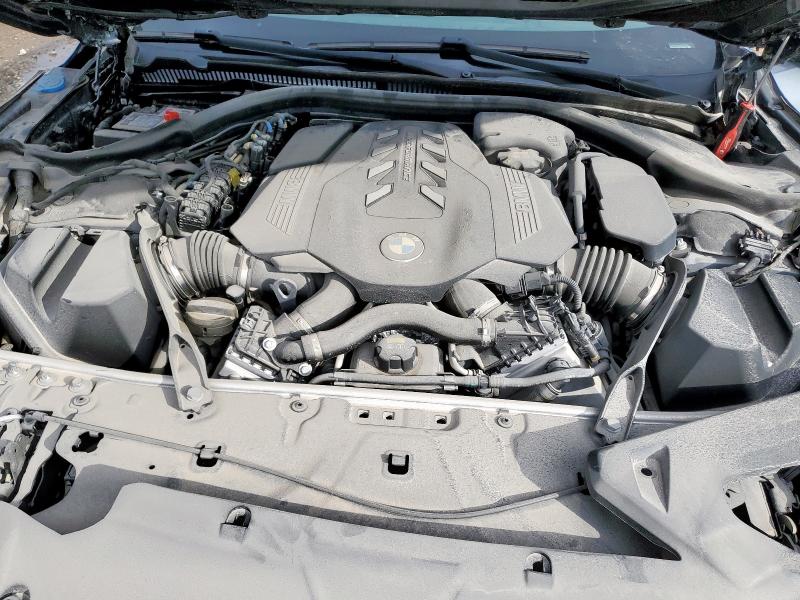 WBAFY4C07NCH97004 - 2022 BMW M850XI GRAY photo 11