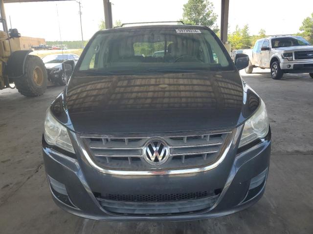 2V4RW3DG8BR643516 - 2011 VOLKSWAGEN ROUTAN SE CHARCOAL photo 5