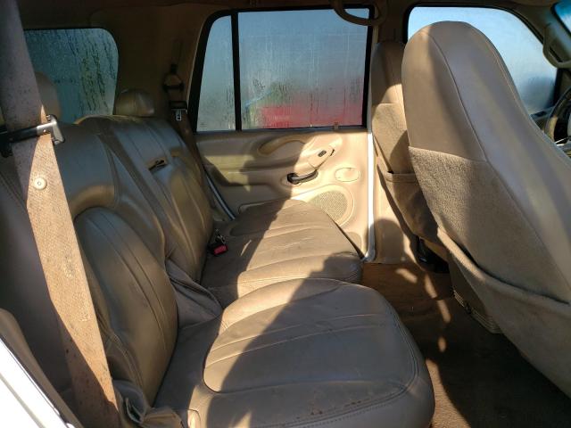 1FMRU17L22LA71537 - 2002 FORD EXPEDITION EDDIE BAUER WHITE photo 6