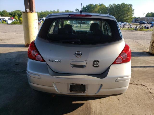 3N1BC13E57L367439 - 2007 NISSAN VERSA S SILVER photo 6