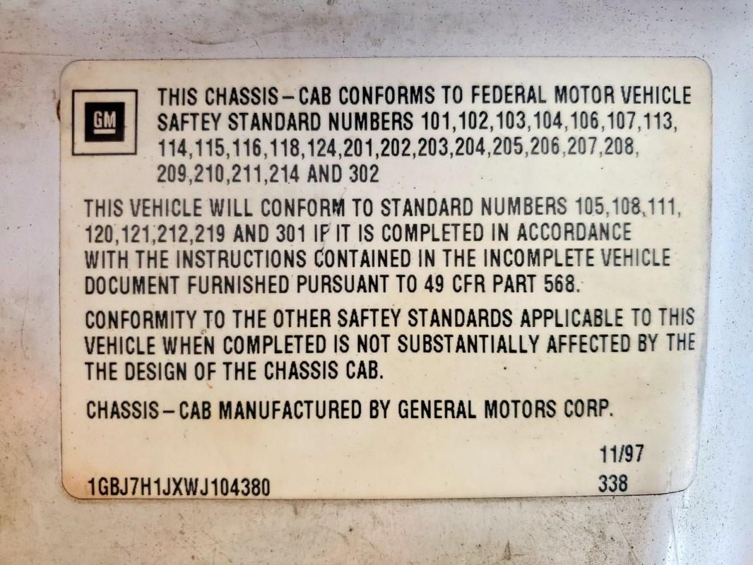 1GBJ7H1JXWJ104380 - 1998 CHEVROLET C-SERIES C7H042 WHITE photo 10