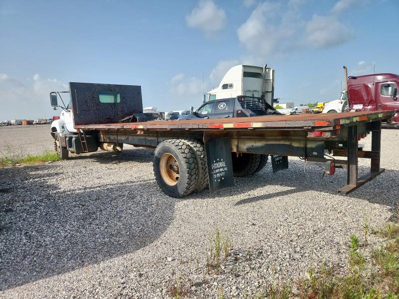 1GBJ7H1JXWJ104380 - 1998 CHEVROLET C-SERIES C7H042 WHITE photo 2