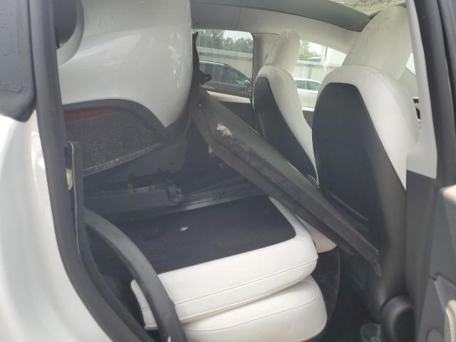 7SAYGDEE5RA305776 - 2024 TESLA MODEL Y 白色 照片 10