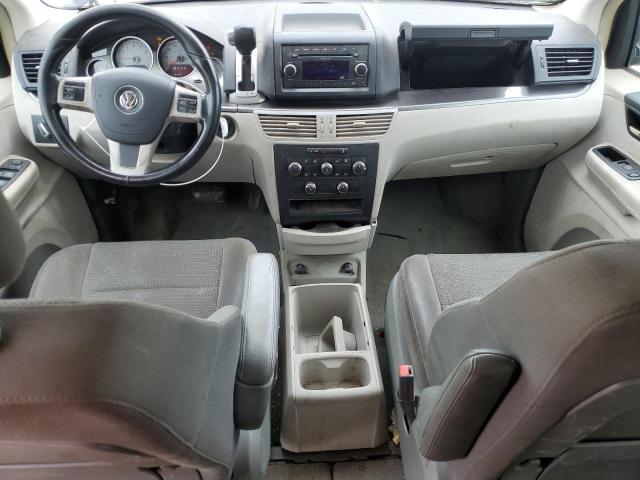 2V4RW4DG2BR670703 - 2011 VOLKSWAGEN ROUTAN S BLACK photo 8