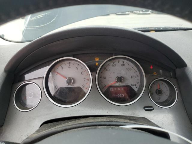 2V4RW4DG2BR670703 - 2011 VOLKSWAGEN ROUTAN S BLACK photo 9